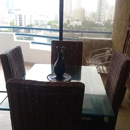 Laguito Edificio Marina Del Rey * Cartagena