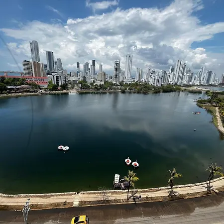 Laguito Edificio Marina Del Rey * Cartagena